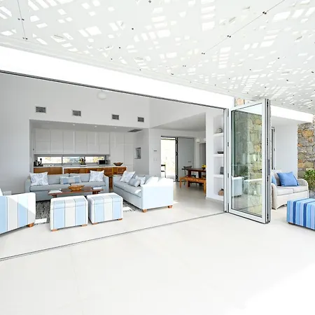 Villa Petra *